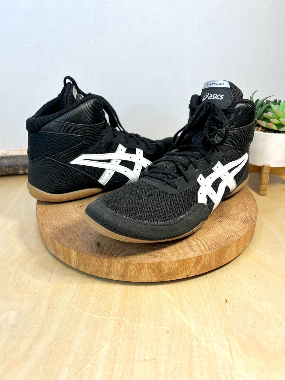 ASICS Matflex 7 Wrestling Shoes Black White Breathable Mesh Size 10.5